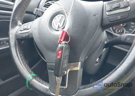 2010 Volkswagen Jetta Sel z USA, uszkodzony, nr VIN 3VWRZ7AJ2AM023529